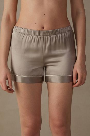 Intimssimi Silk Shorts with Contrast Trim Natural | PSGER75920