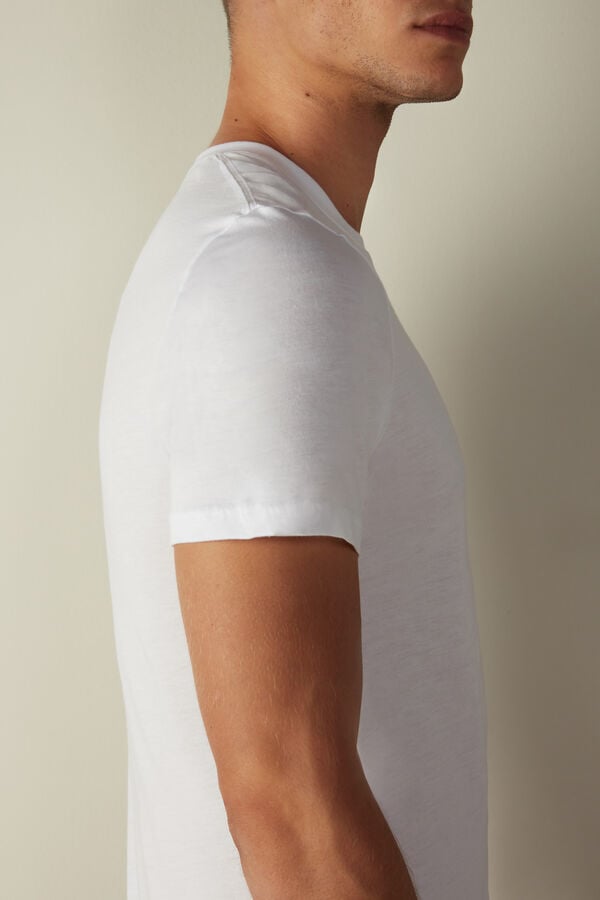 Intimssimi Short Sleeve Crew Neck T Shirt in Supima® Cotton White | SGXBR97091