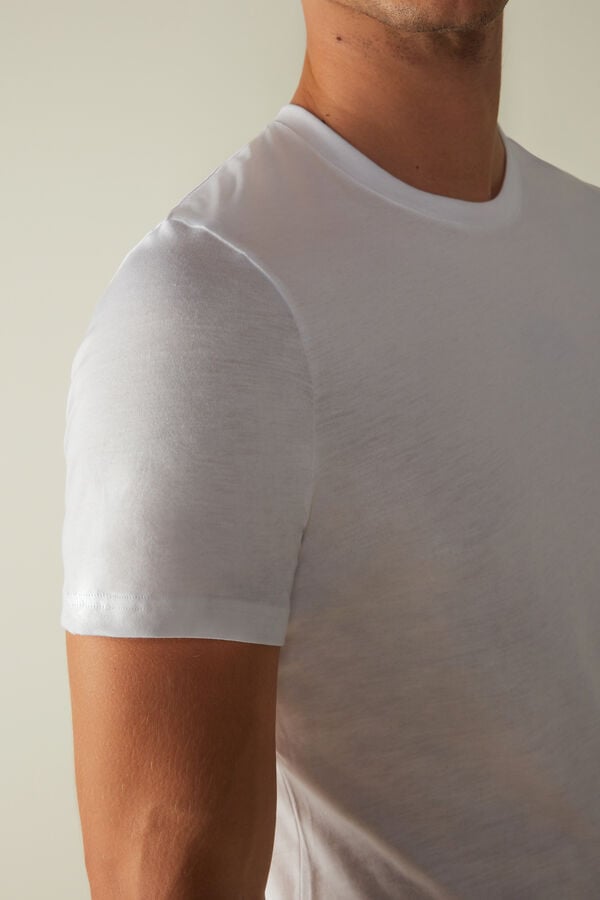 Intimssimi Short Sleeve Crew Neck T Shirt in Supima® Cotton White | SGXBR97091